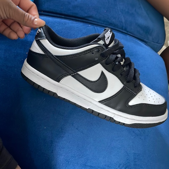 Nike dunk low retro white blank panda